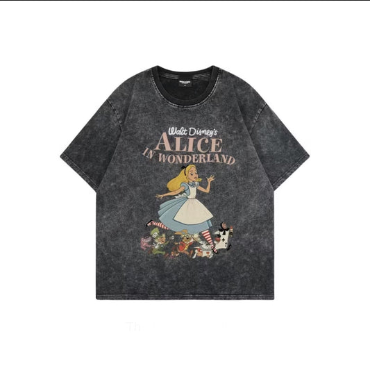 Alice in Wonderland T-Shirt – Vintage Disney Graphic Tee – Retro Aesthetic Oversized Shirt – 90s Cartoon Grunge Streetwear